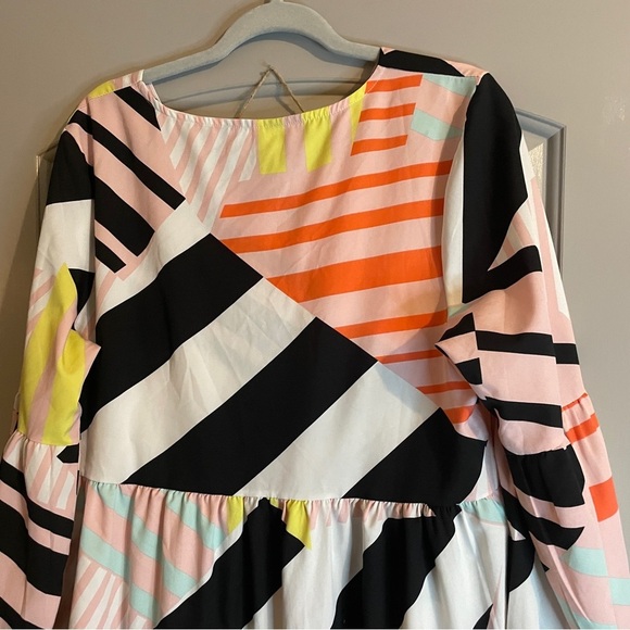 Colorful Geometric Mini Dress - Picture 2 of 9
